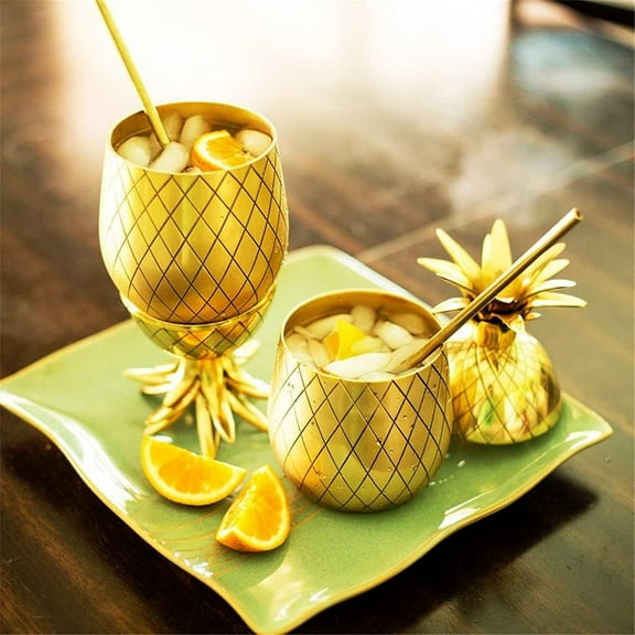 Pineapple Cups ，Silver Pineapple Tumbler with Stretched Straw, Hawaiian Luau Party Cups for Cocktail, Juice, Beer, Tiki Cups for Hawaiian Party Favor Decorations