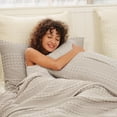 thumbnail image 3 of Fundas de almohada PHF, 100% algodón, tipo gofre, tamaño king, paquete de 2 unidades, avena, 3 of 8