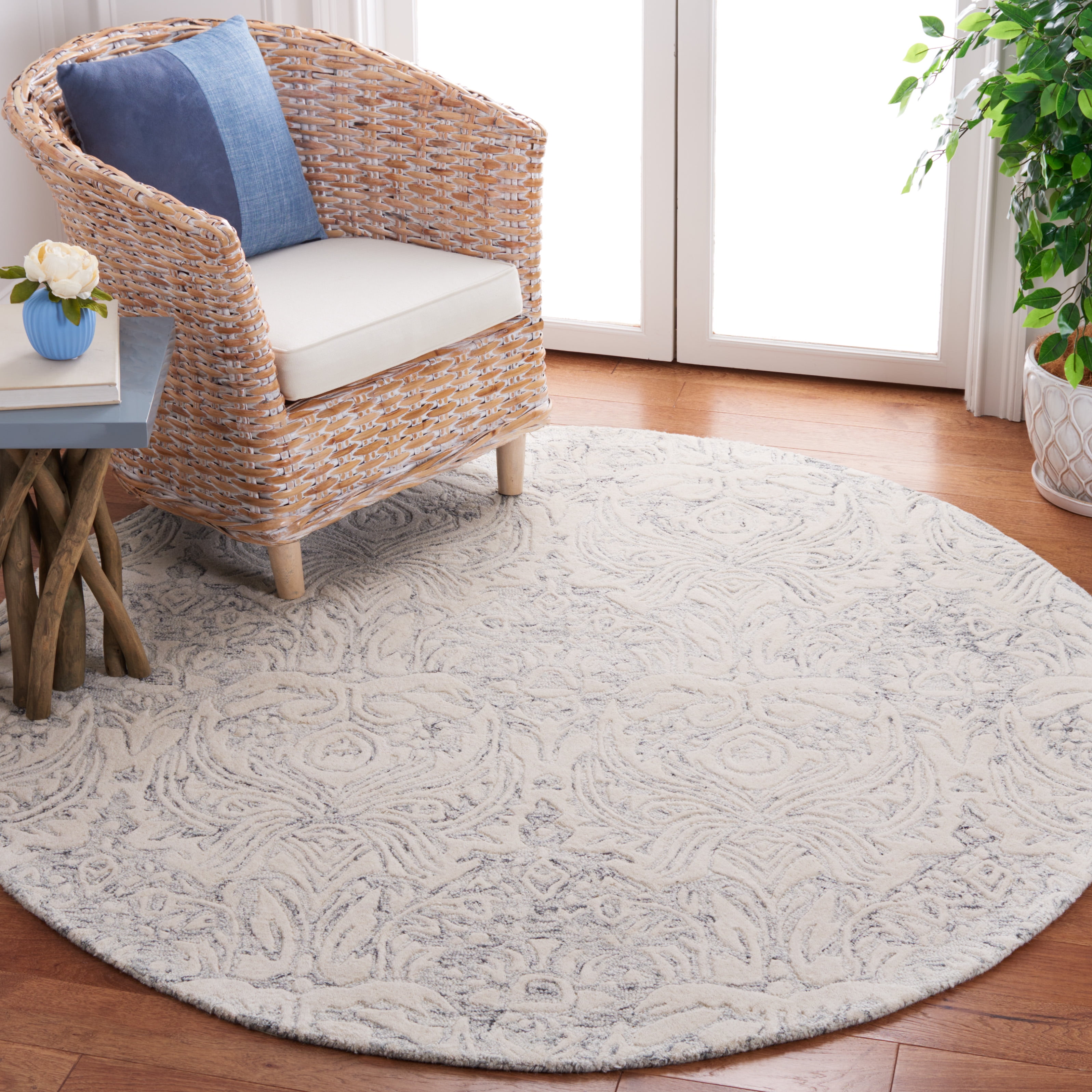 SAFAVIEH Metro Della Medallion Area Rug, Grey/Ivory, 6' x 6' Round