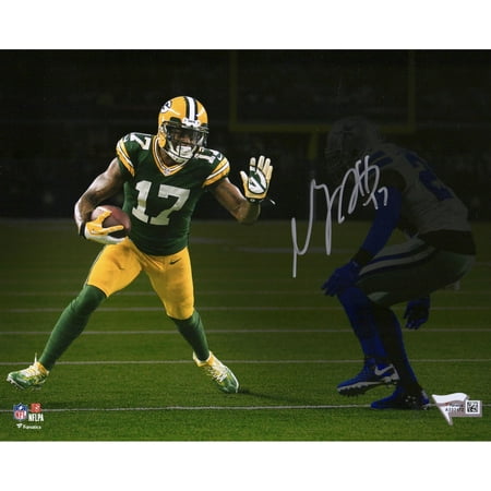Green Autographed Photo (Davante Adams Green Bay Packers Autographed 8
