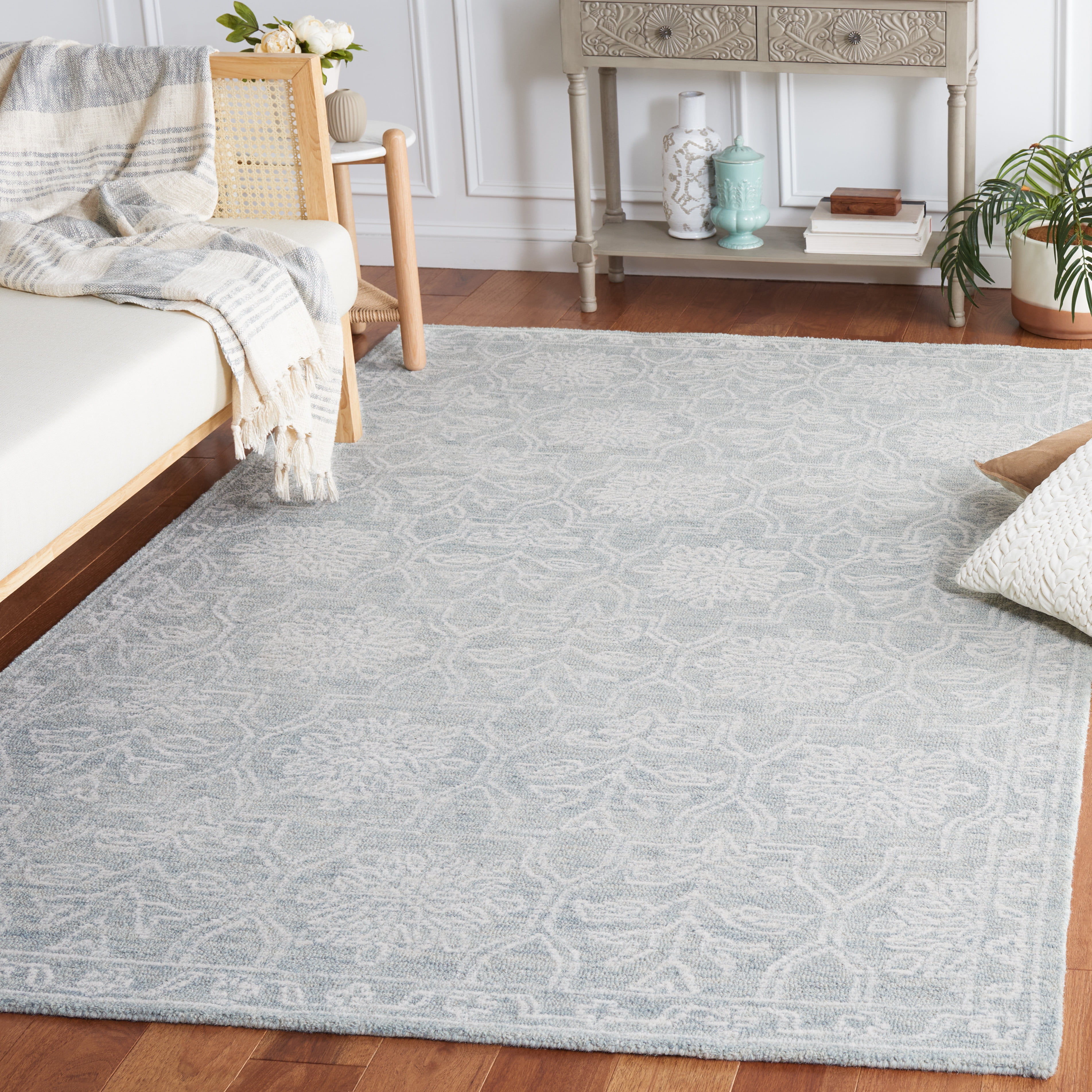 SAFAVIEH Micro-Loop Valery Medallion Area Rug, Light Grey/Ivory, 6' x 6' Square