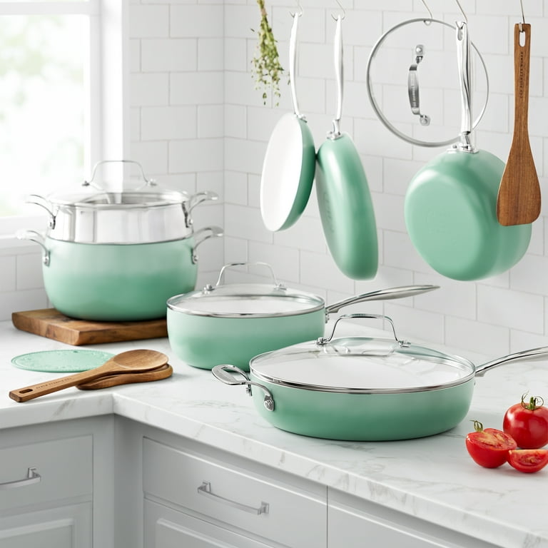 Is Pioneer Woman Cookware Non Toxic: A Safe Kitchen Choice?