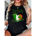 thumbnail image 1 of [Acabado brillante] Camiseta con estampado de trébol "Princesa Irlandesa" para mujer - Cuello redondo, manga corta, informal, negra, cómoda camiseta de verano con diseño de trébol y corona verdes, ide, 1 of 8