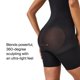 thumbnail image 3 of Body Leotardo SPANX con pecho abierto a mitad del muslo, 3 veces muy negro, 3 of 5