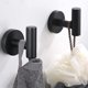 thumbnail image 3 of BRILLAR Lylin Ganchos para toallas de acero inoxidable - Juego de 2, montaje con tornillos, negro - Perfecto para baño, cocina, sala de estar y oficina, 3 of 5