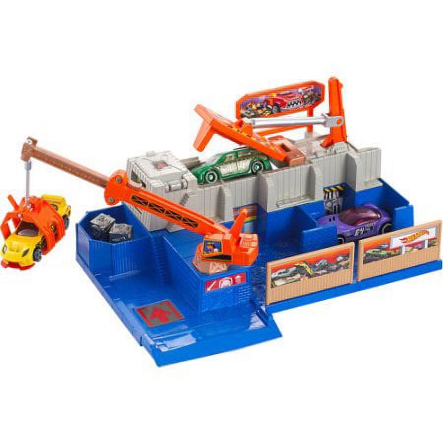 Hot Wheels Car Crusher Track Set