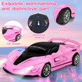 thumbnail image 3 of Coche Bloolilies 1:18 con mando a distancia, color rosa, con faros delanteros, 3 of 6