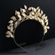 thumbnail image 2 of Zhuge Horquillas para el pelo de boda con flores para novias, peinetas con perlas de cristal,joyas con diamantes de imitación para novias, damas de honor y mujeres (dorado), 2 of 4