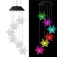 thumbnail image 5 of Bearachild Campana de viento Luz Colgantes de copos de nieve Lámpara colgante de interior impermeable Luces solares de plástico Patio Balcón Iluminación navideña, 5 of 6