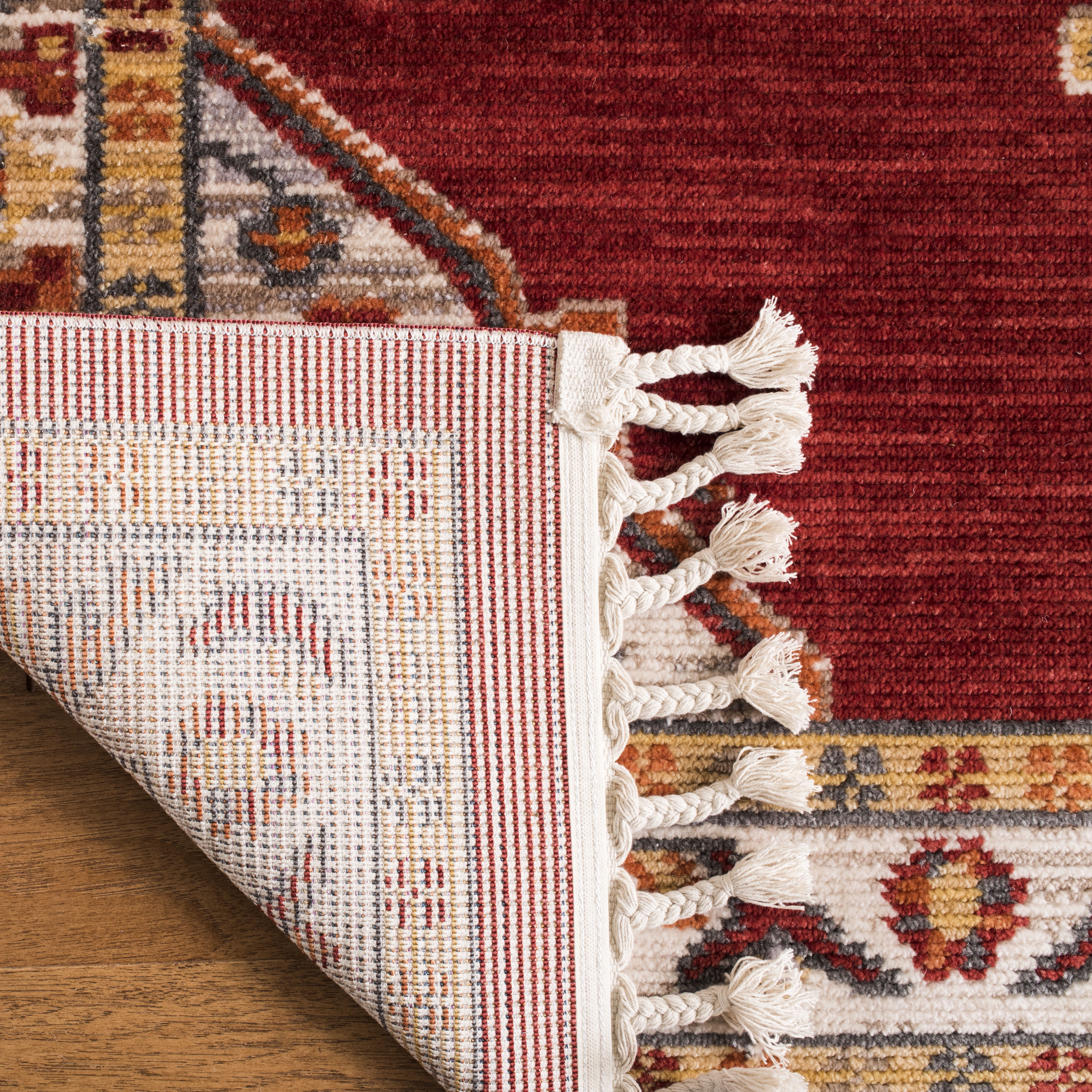 Safavieh Farmhouse Arline Southwestern Area Rug, Creme/Red, 3' x 5'
