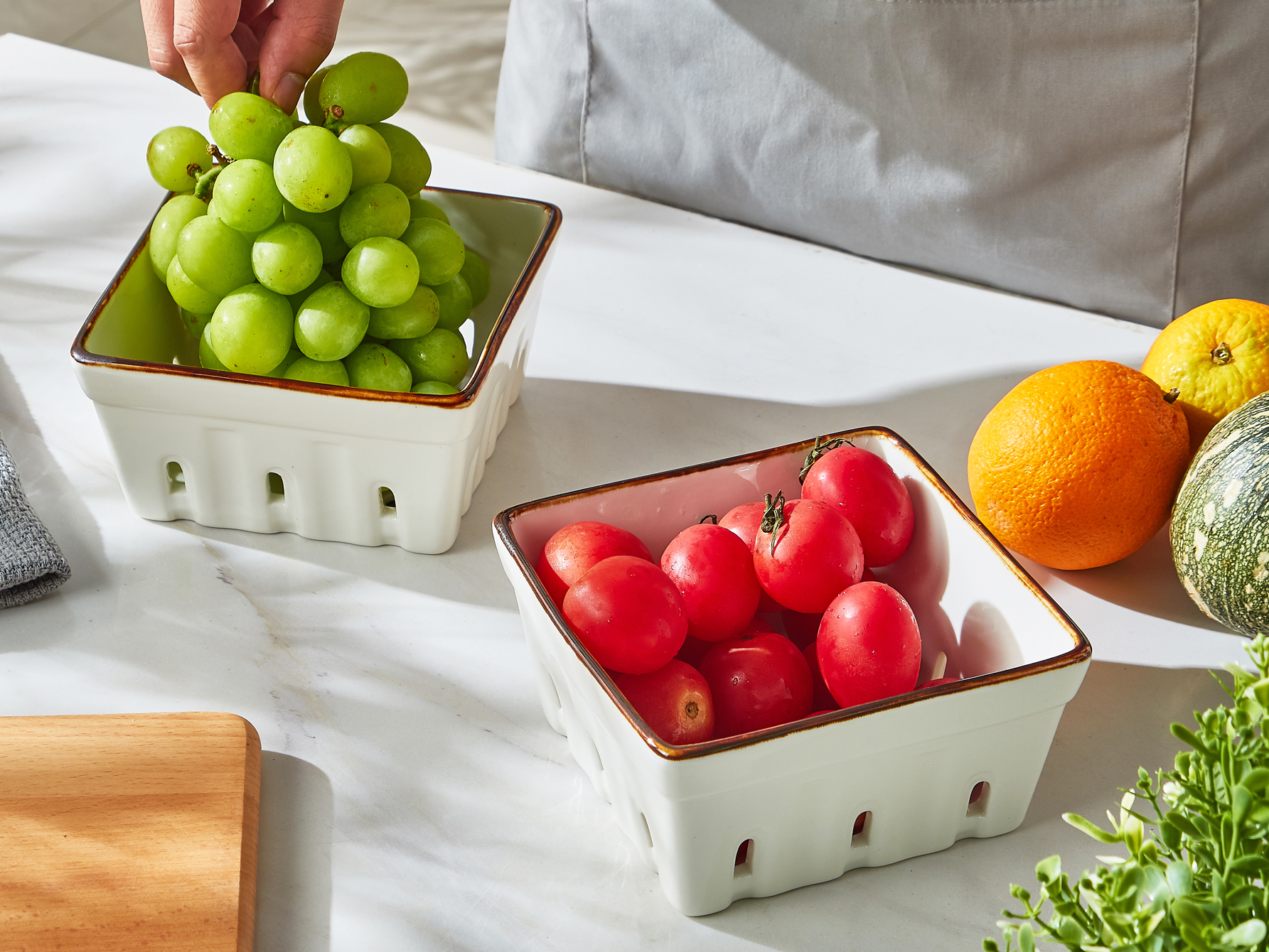 CONTENPO Ceramic Berry Basket with Holes, Berry Bowl Colander Fruit Basket for Kitchen Décor - 5.9" Berry Containers for Fridge, Cream White (2 PCS)
