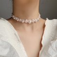 thumbnail image 1 of Gargantilla redonda de perlas de imitación, collar Vintage con hebras de perlas ajustable, 1 of 5