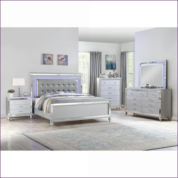 Bedroom Furniture Set Queen 5 PC LED Glam Wood Silver with Chest | Wood | Standard Beds