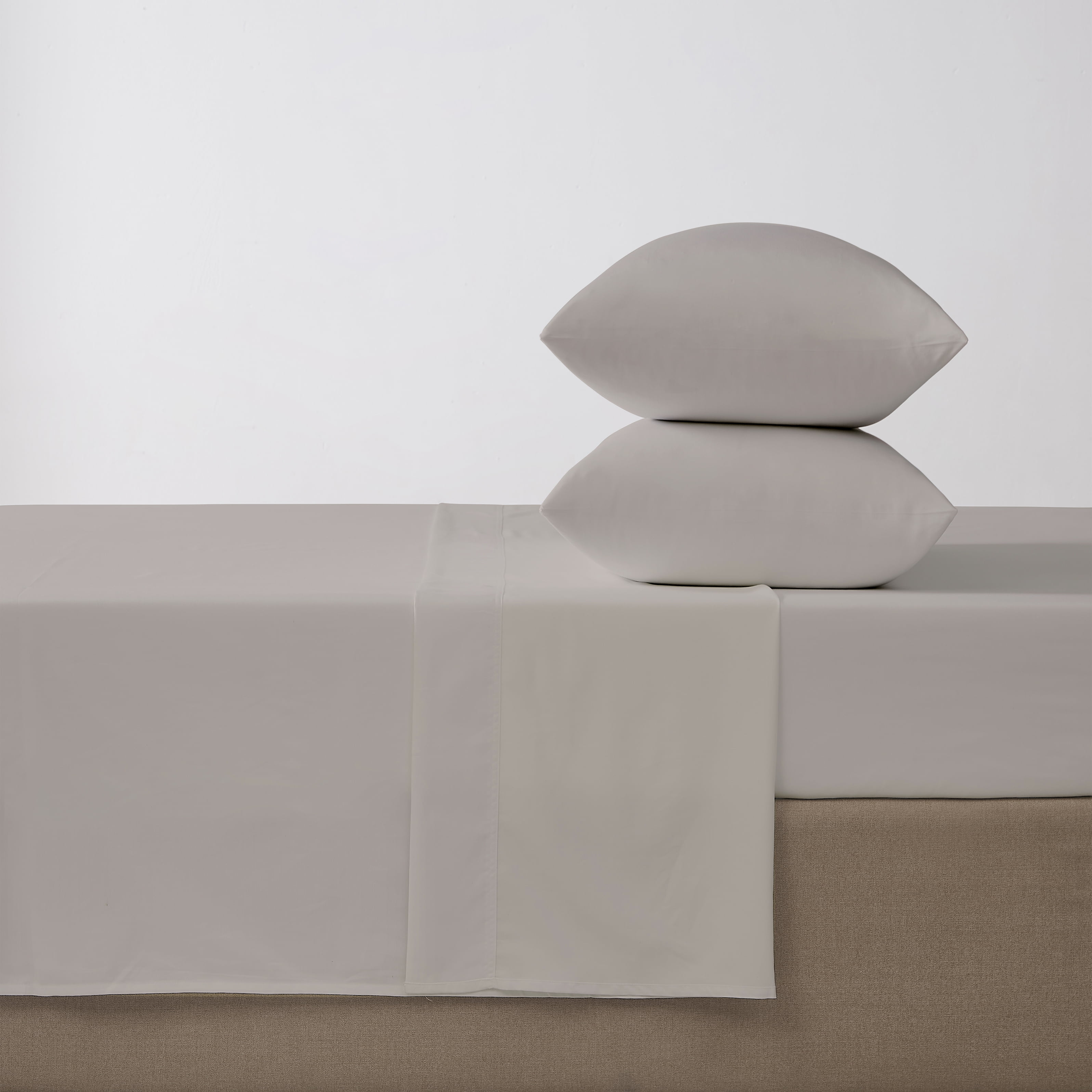 Hometrends 300 TC Brushed Percale Flat Sheet, Size: Twin - King