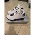 thumbnail image 4 of Ni - ke Jordan 13 Retro LAKERS, 4 of 5