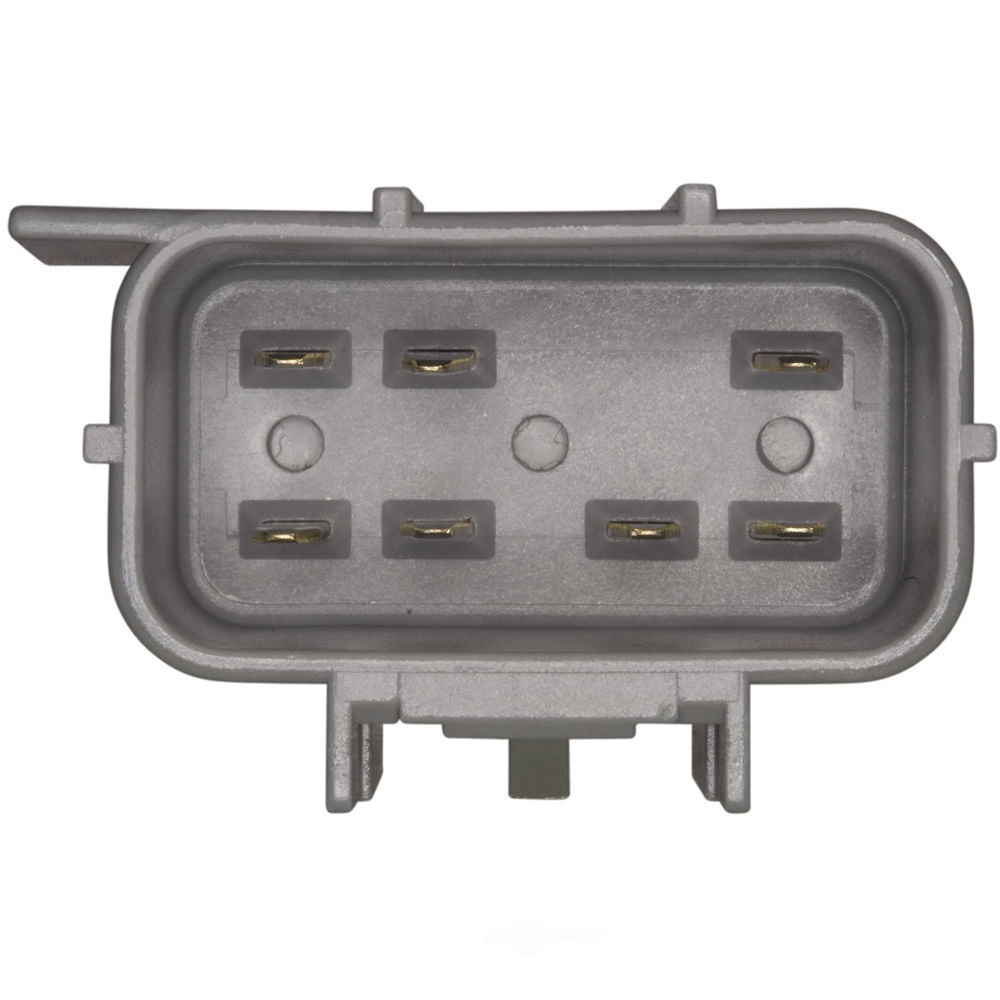 WVE 1P1730 Tail Light Connector Plate