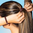 thumbnail image 4 of Gimme Beauty Élastiques pour Cheveux Sans Couture pour Cheveux Moyens, Attache à Queue de Cheval, Brun Foncé, 4 of 4