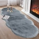 thumbnail image 1 of Fiudx Alfombra Extragrande de Felpa para Dormitorio, Suave Terciopelo, Absorbente de Agua, Base Antideslizante, Estilo Moderno para Salón, Dormitorio y Baño, Ideal Como Regalo, 50 X 140 Cm., 1 of 6