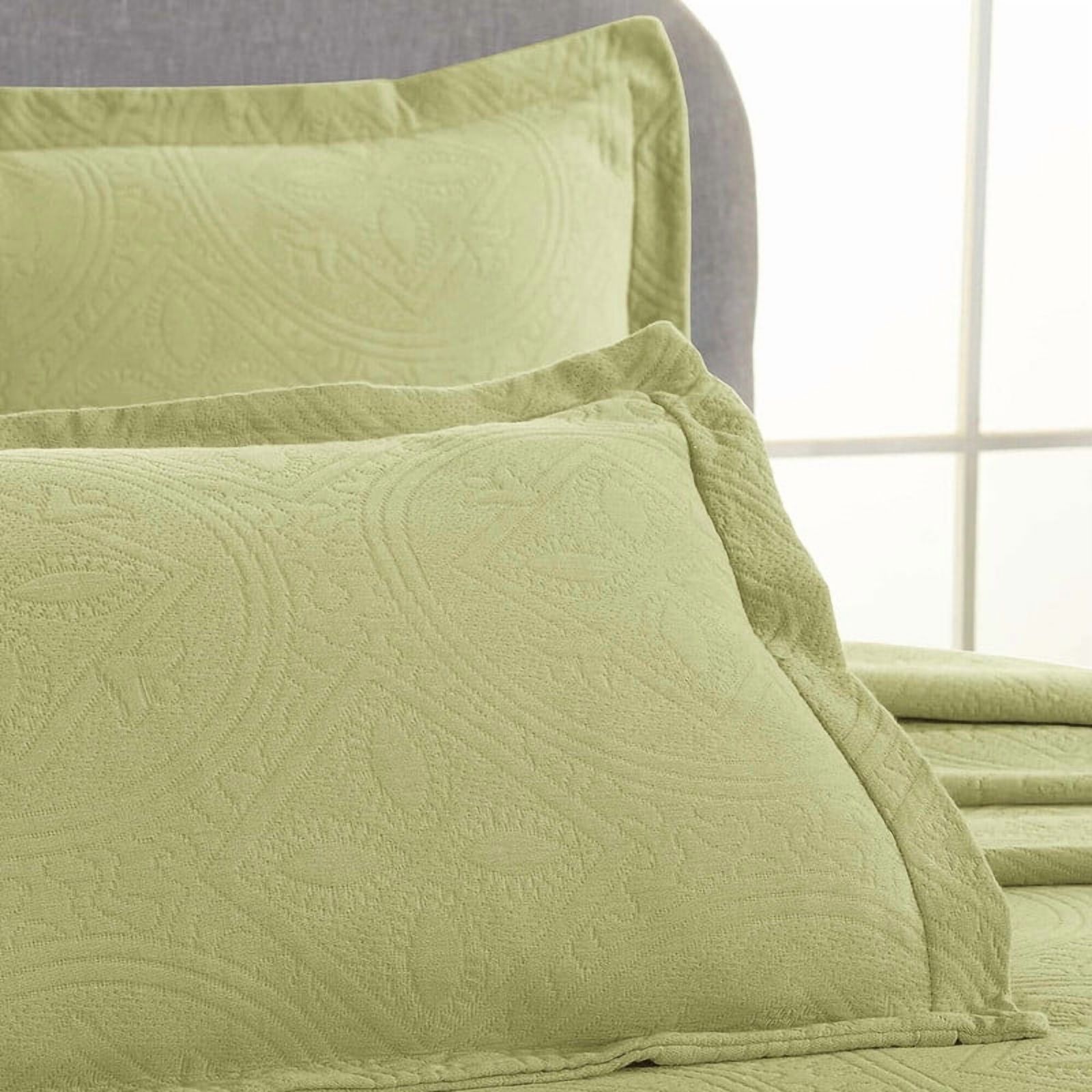 Superior Celtic Circle Cotton Bedspread and Sham Set, 3-Piece Decorative Breathable Bedspreads, Full, Sweet Pea