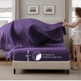 thumbnail image 4 of Juego de cama Bedsure, tamaño king, 7 piezas, edredón morado, 4 of 9
