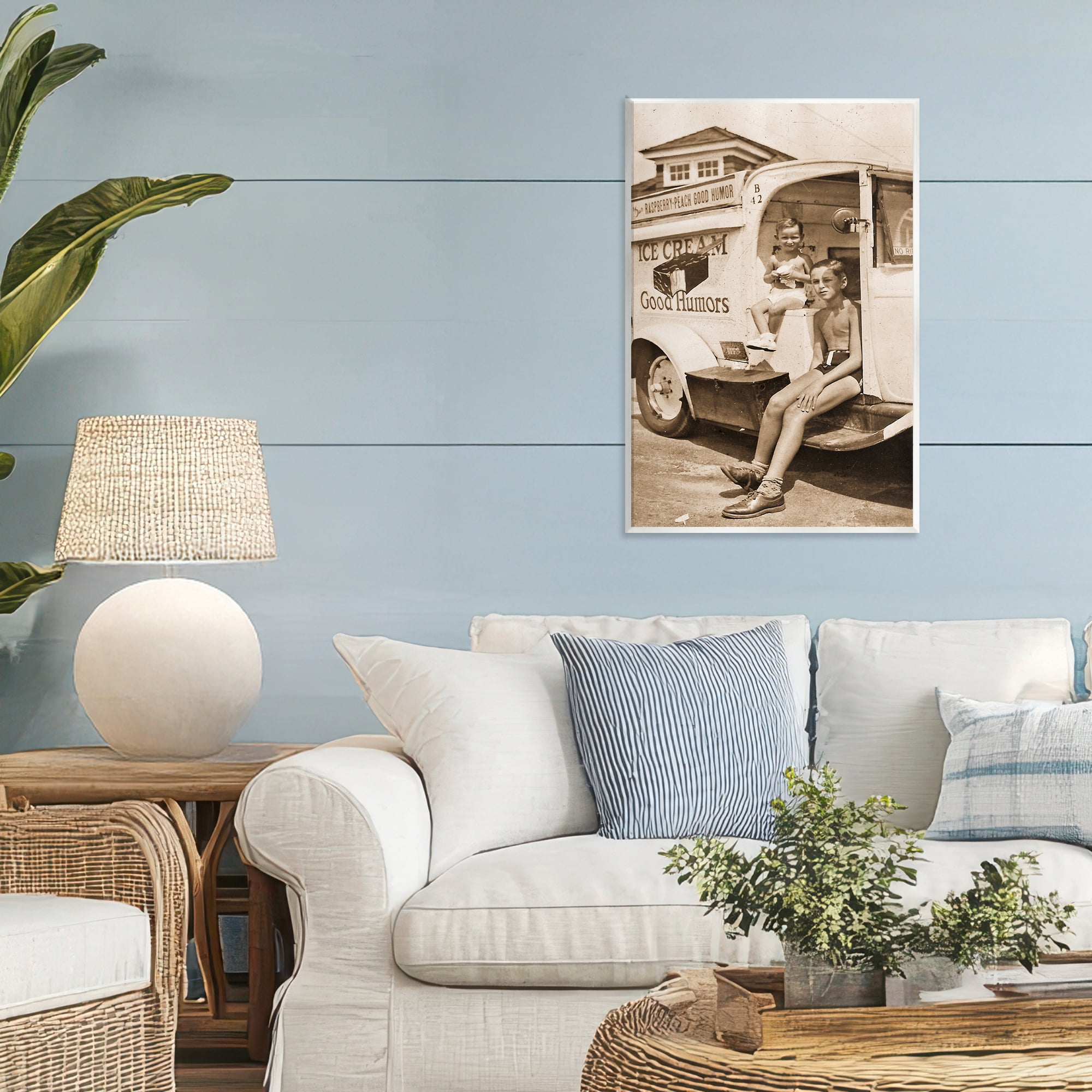 Stupell Industries Vintage Ice Cream Truck Wall Plaque Art, design by Grotto Studios