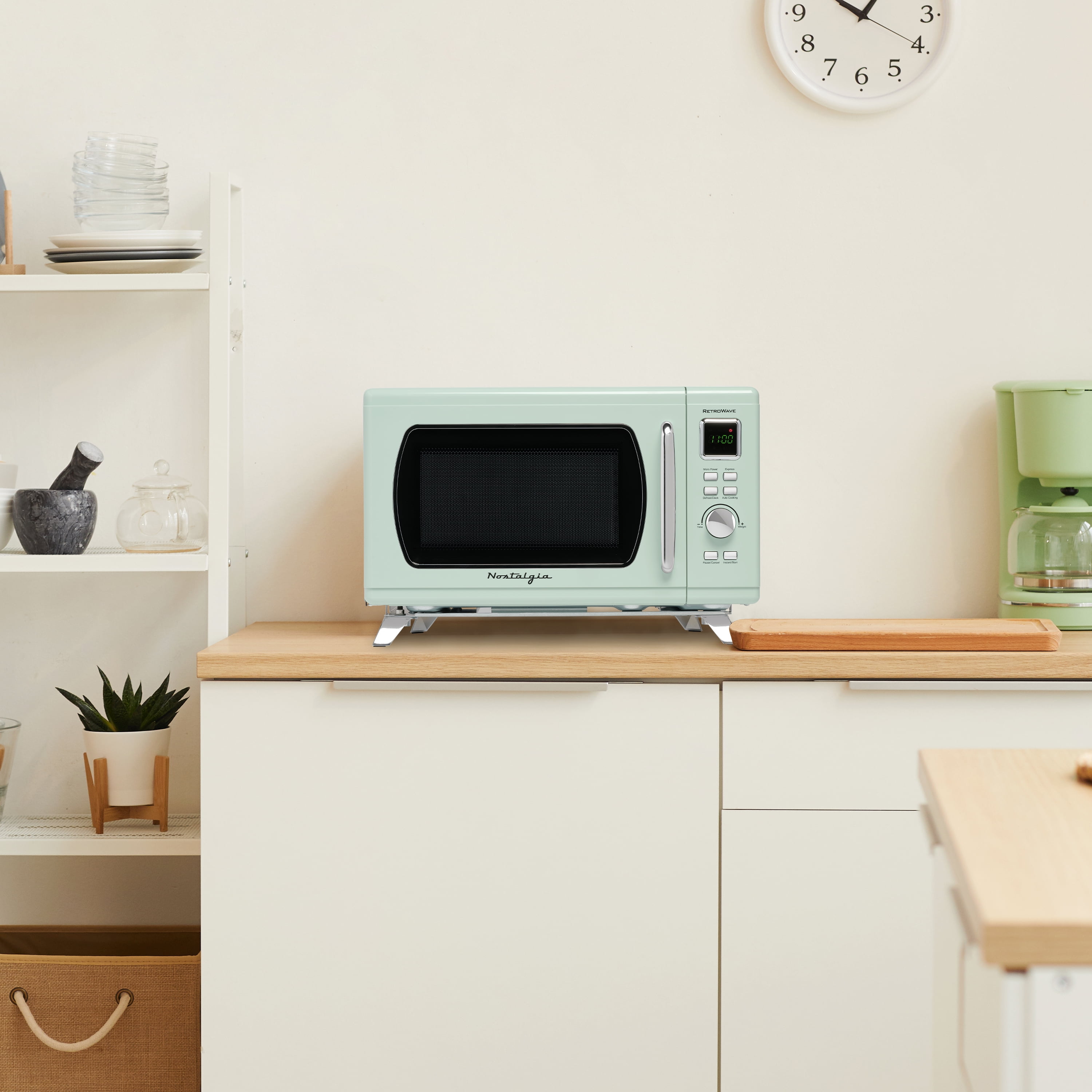 Nostalgia 0.9 cu ft Mid-Century Retro Microwave Oven, 900W Microwave Oven with Digital Clock, Seafoam Green