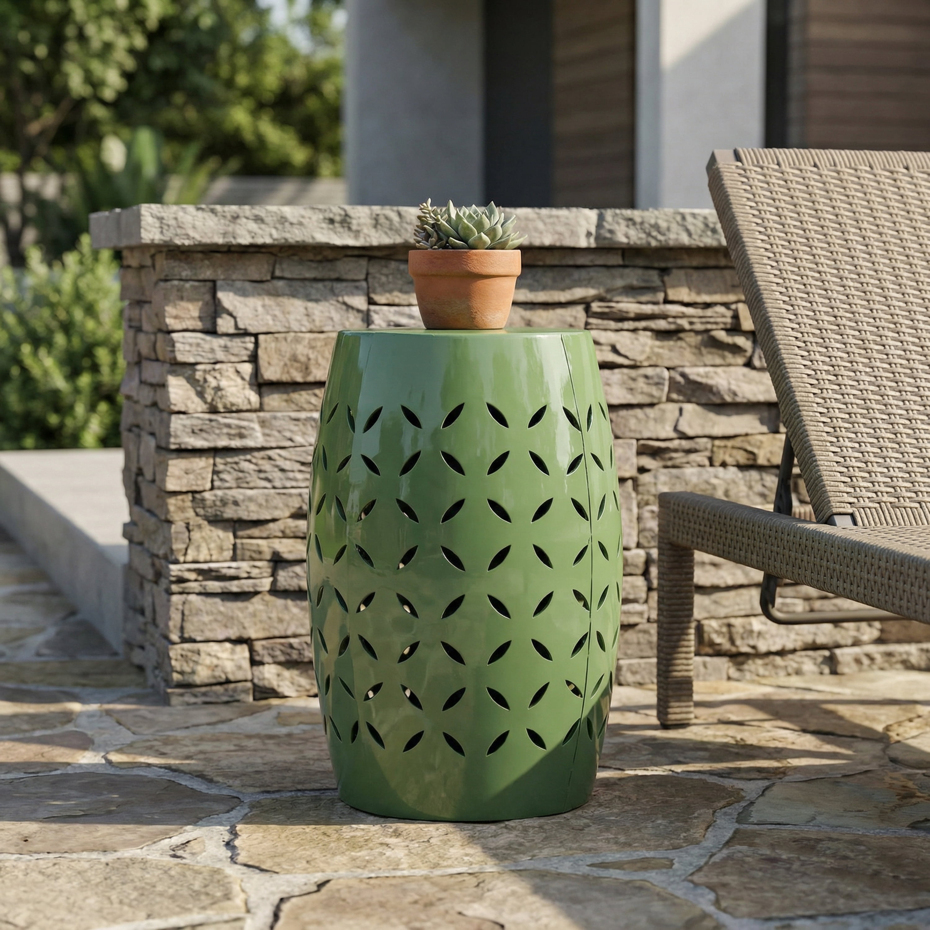 Leumius 12" Outdoor Side Table,All-Metal End Table,Barrel Indoor Outdoor Accent Table for Patio/Outdoor,Green