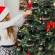 thumbnail image 5 of Adornos navideños, 12 unidades de bolas navideñas colgantes de terciopelo con diamantes brillantes de 8 cm, ideales para decorar ventanas., 5 of 6