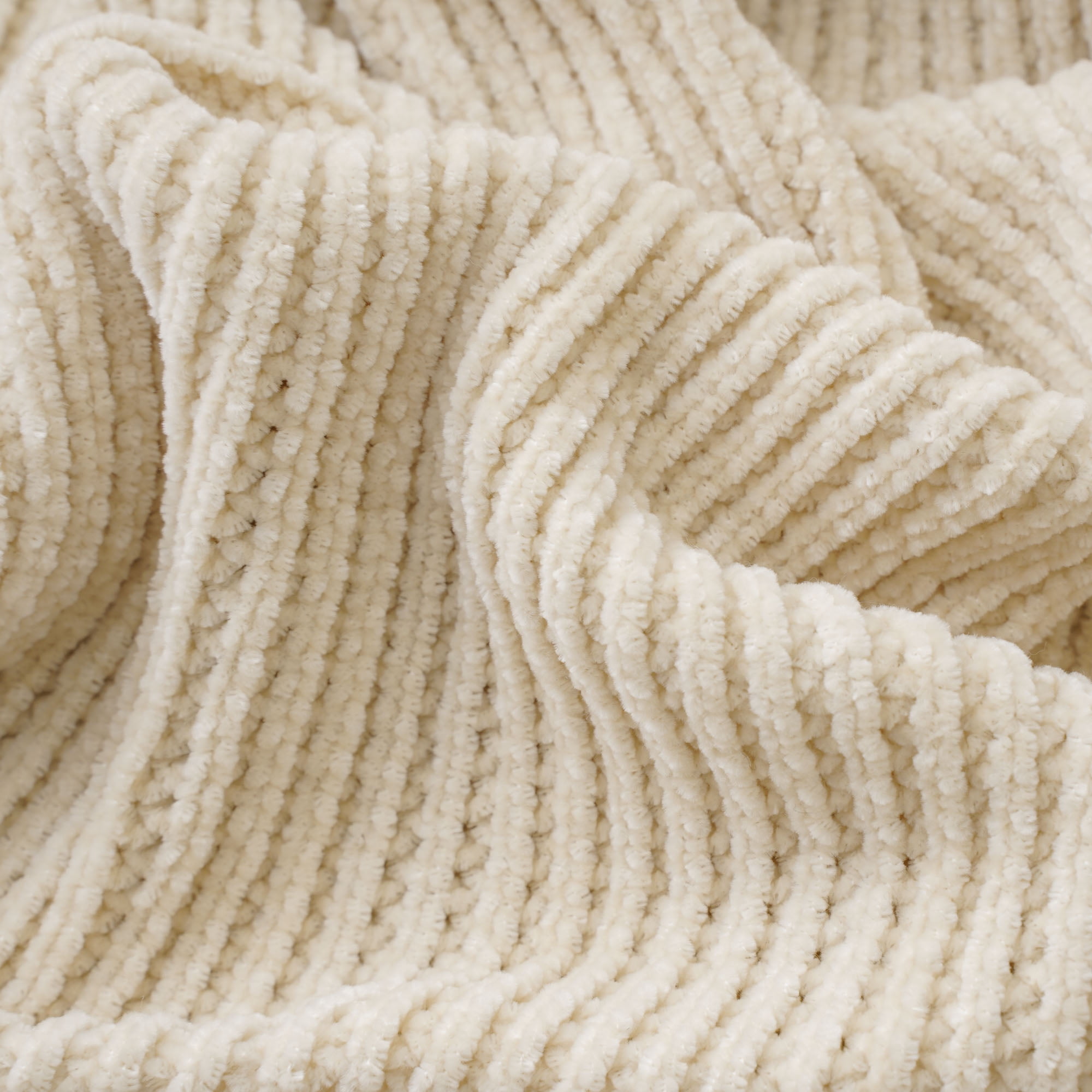 Battilo Beige Throw Blanket for Couch, Large Chenille Knit Throws with Tassels for Home Decor, 60"x80"