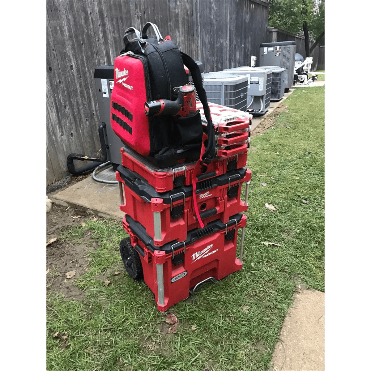 Milwaukee PACKOUT 15 in Tool Backpack (48-22-8301) – 48-Pocket Storage, Hard Shell Electronics Pocket, Load-Bearing Harness