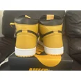 thumbnail image 2 of Size 9 - Jo r-dan 1 Retro OG High Pollen, 2 of 6
