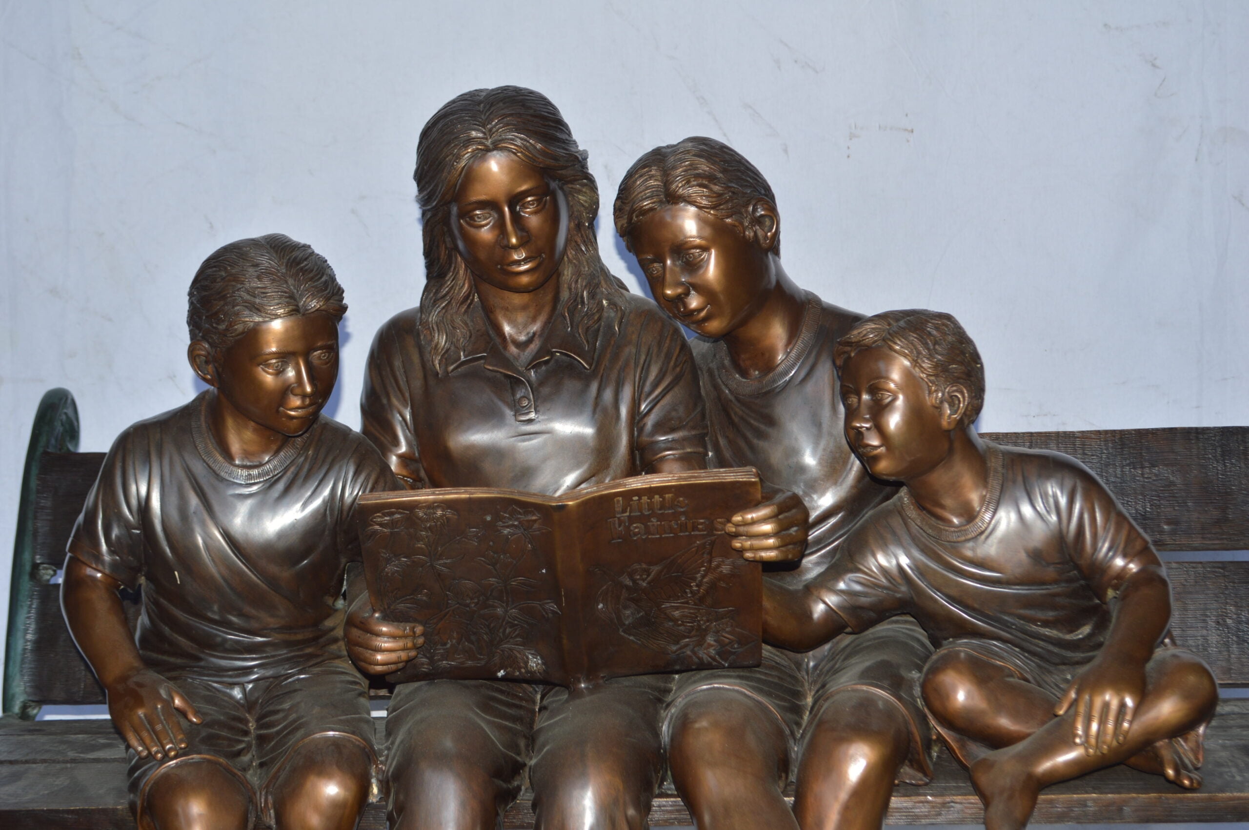 Nifao Mom and boys reading stories on bench bronze statue – Outdoor Garden Decor Sculpture, 53"L x 33"W x 39"H