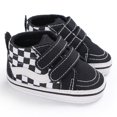 thumbnail image 1 of Zapatillas De Deporte Clásicas Para Bebé Niño Nueva Moda Todo Combinado Casual Suela Suave Zapatos De Piso 0-18 Meses Para Niños Pequeños, 1 of 4