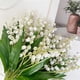 thumbnail image 5 of Ramo de orquídeas artificiales con forma de campana para bodas, fiestas, decoración del hogar y el jardín | Plantas de orquídeas de plástico realistas con hojas de tela, 5 of 6