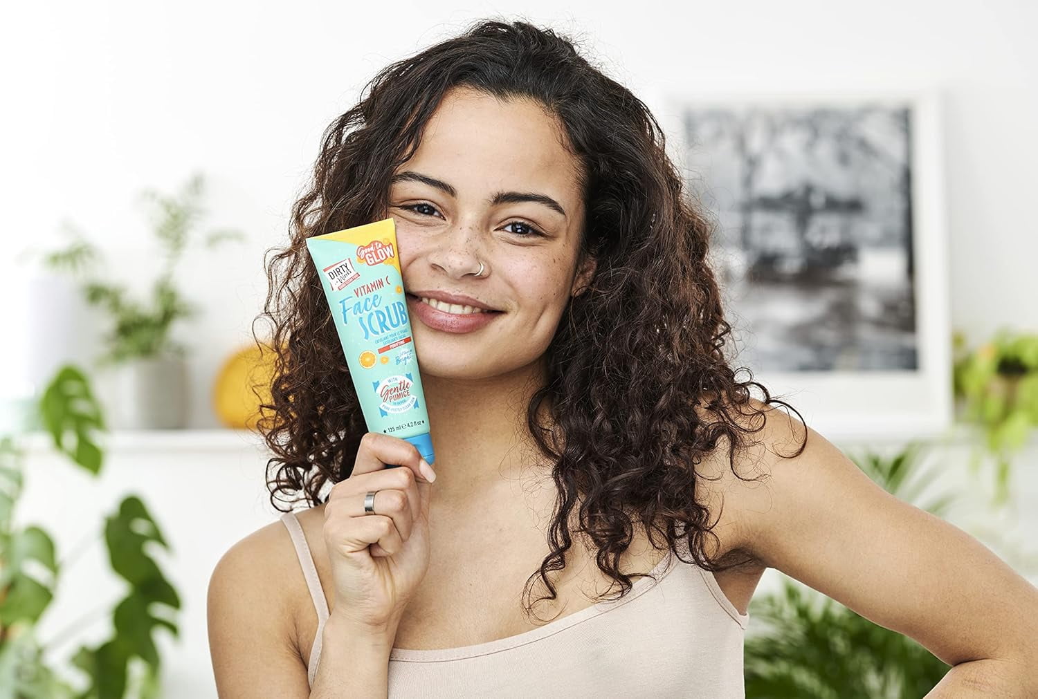 DIRTY WORKS Good To Glow Vitamin C Face Scrub