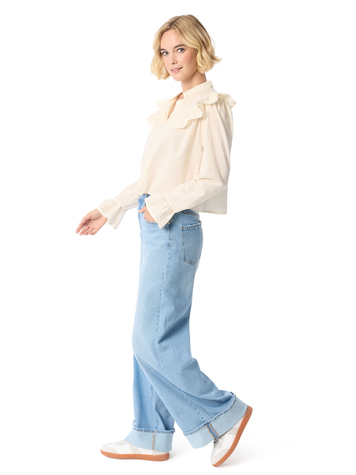Jessica Simpson Women's and Women's Plus Arista Ruffle Long Sleeve Shirt, Sizes XS-5X