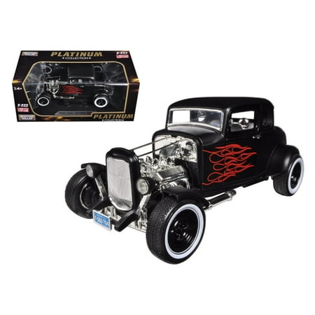 18 Platinum Diecast Model - 1932 Ford Hot Rod Matt Black with Flames Limited Edition / Platinum Collection 1/18 Diecast Model Car by Motormax