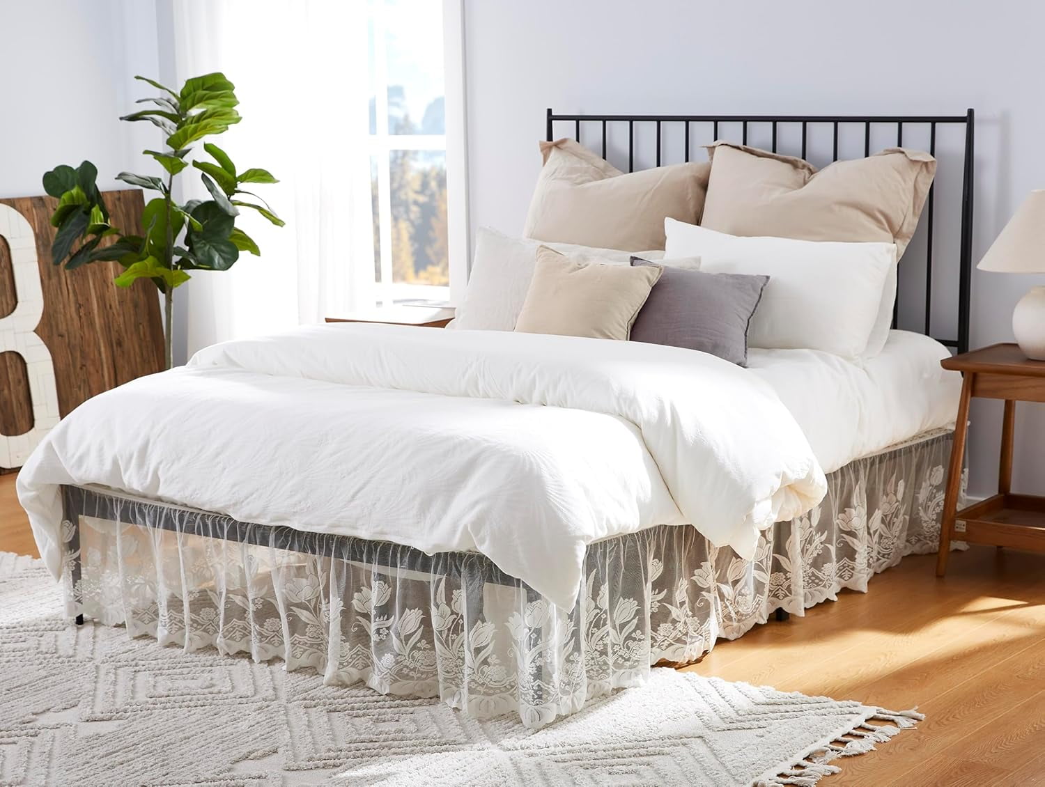 WARM HOME DESIGNS King Size Bed Skirt for King Bed. Our Beige Bed Skirt Goes Great with Farmhouse or Victorian Bedding. King Dust Ruffle Lace Bed Skirt for Any Bedroom Décor. DO Beige King
