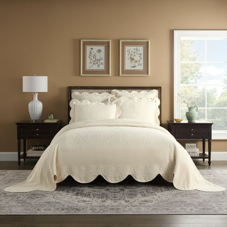 Historic Charleston Bedspreads & Coverlets 100% Cotton Ivory Off-White 102 In x 120 In All season Embossed Floral Design