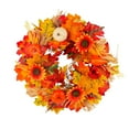 thumbnail image 1 of Corona de hortensias de calabaza y bayas de 40 cm para decoración navideña., 1 of 7