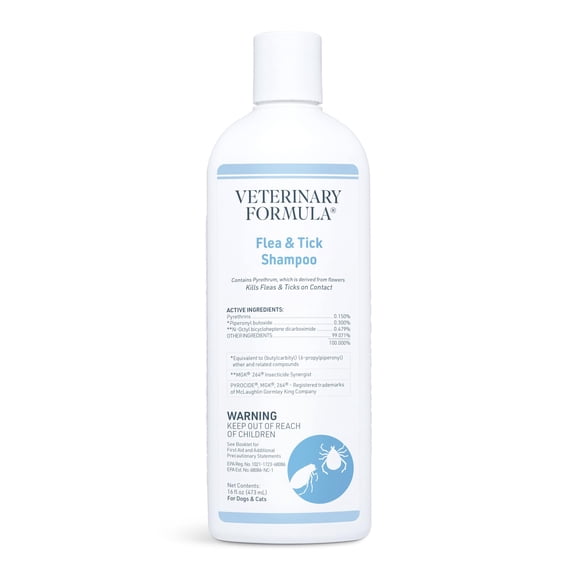 Champú con fórmula veterinaria antipulgas y garrapatas para perros y gatos