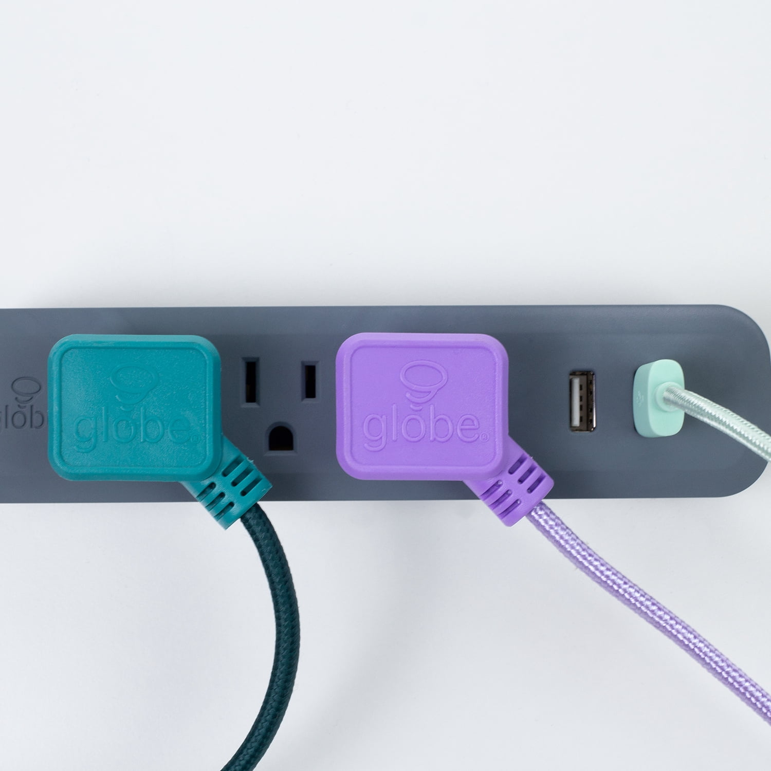 Globe Electric Watt Designer Series 6-ft 3-Outlet Adriatic USB Surge Protector Power Strip