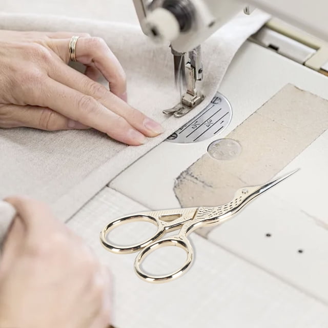 Professional Fabric Scissor Set, Multifunctional DIY Craft Scissors with Exquisite Leather Cover, Compact Lightweight Sewing Embroidery Tool for Household Use