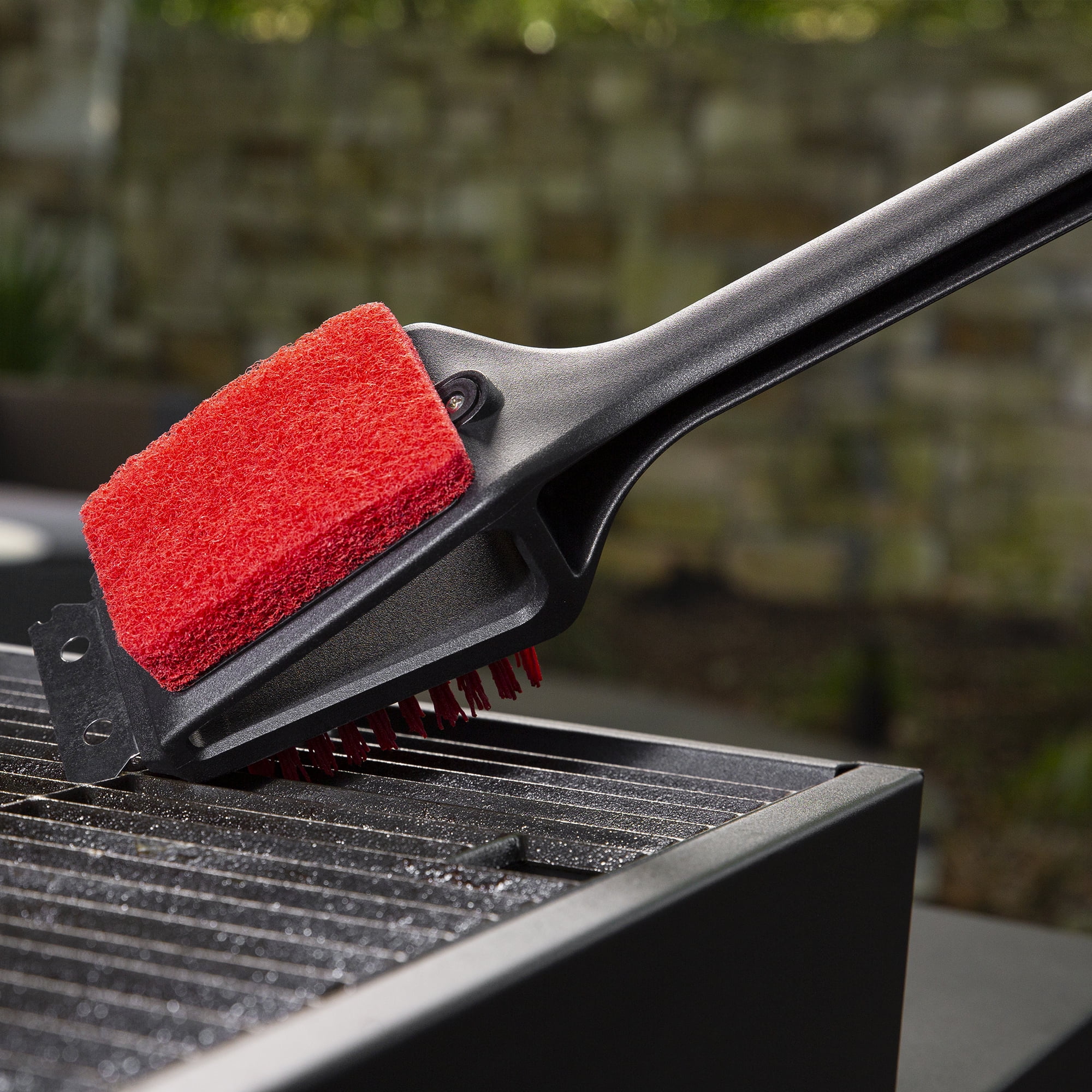 Expert Grill BBQ Grill Scrubber, Heavy Duty Black Barbecue Cleaning Scrubber