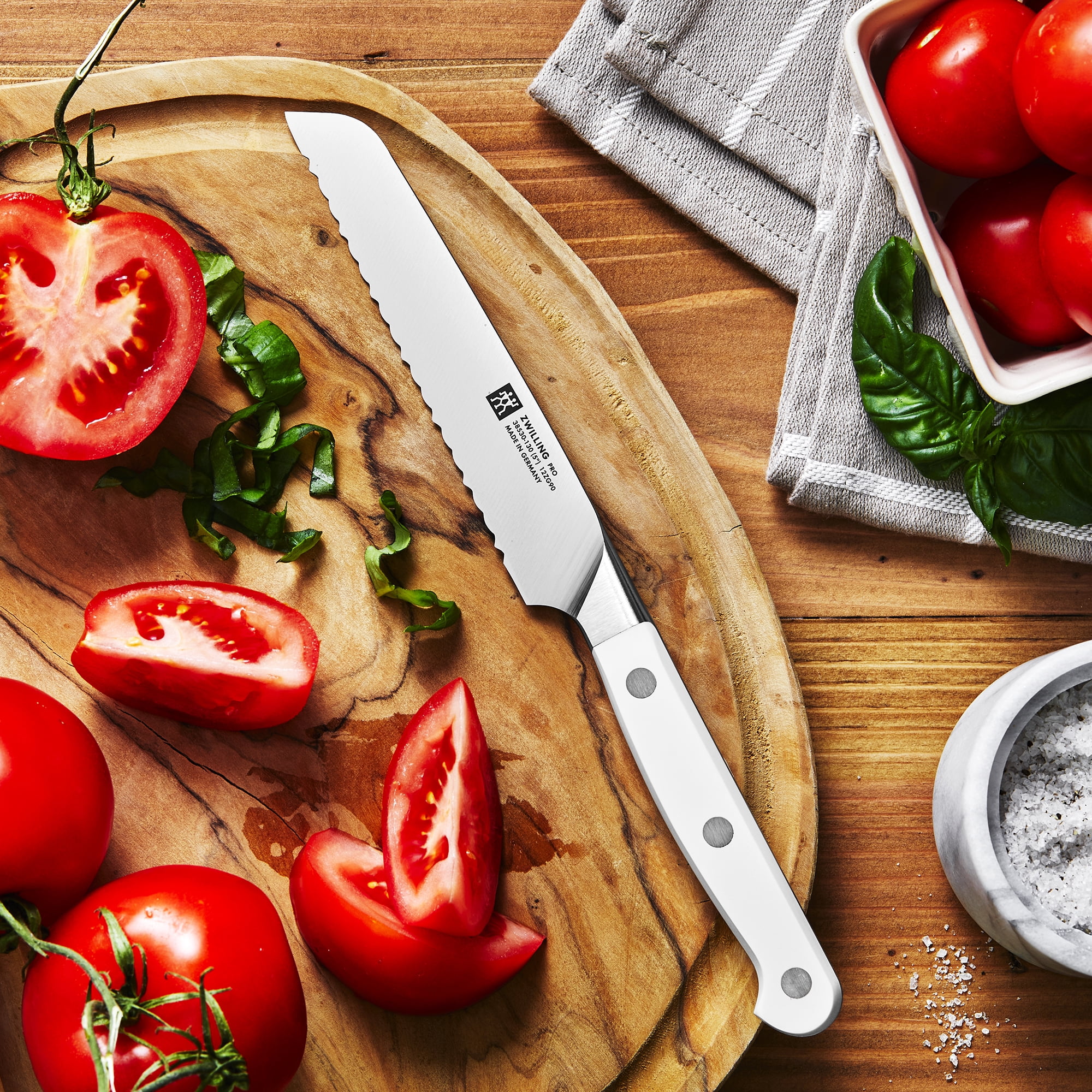 ZWILLING Pro Le Blanc 5-inch Serrated Utility Knife