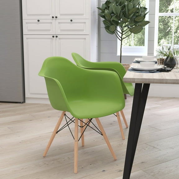 Merrick Lane Green Polypropylene Accent Chair with Gently Curved Arms and Metal Braced Wooden Legs