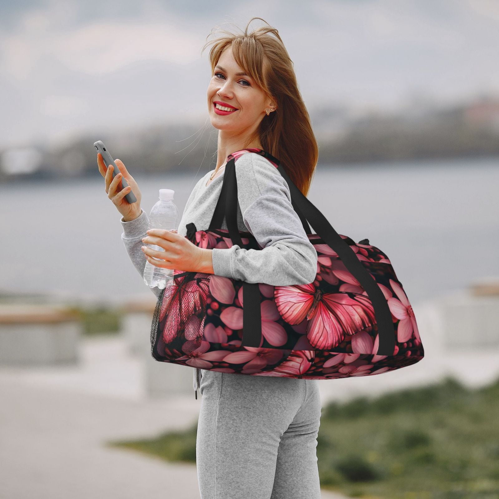 Fuzoiu pink butterfly Print Travel Duffle Bag,Carry On Tote Bags,Duffel Bag,Sport Gym Bag, Hospital Bag for Labor and Delivery, Overnight Bag,Luggage Bag