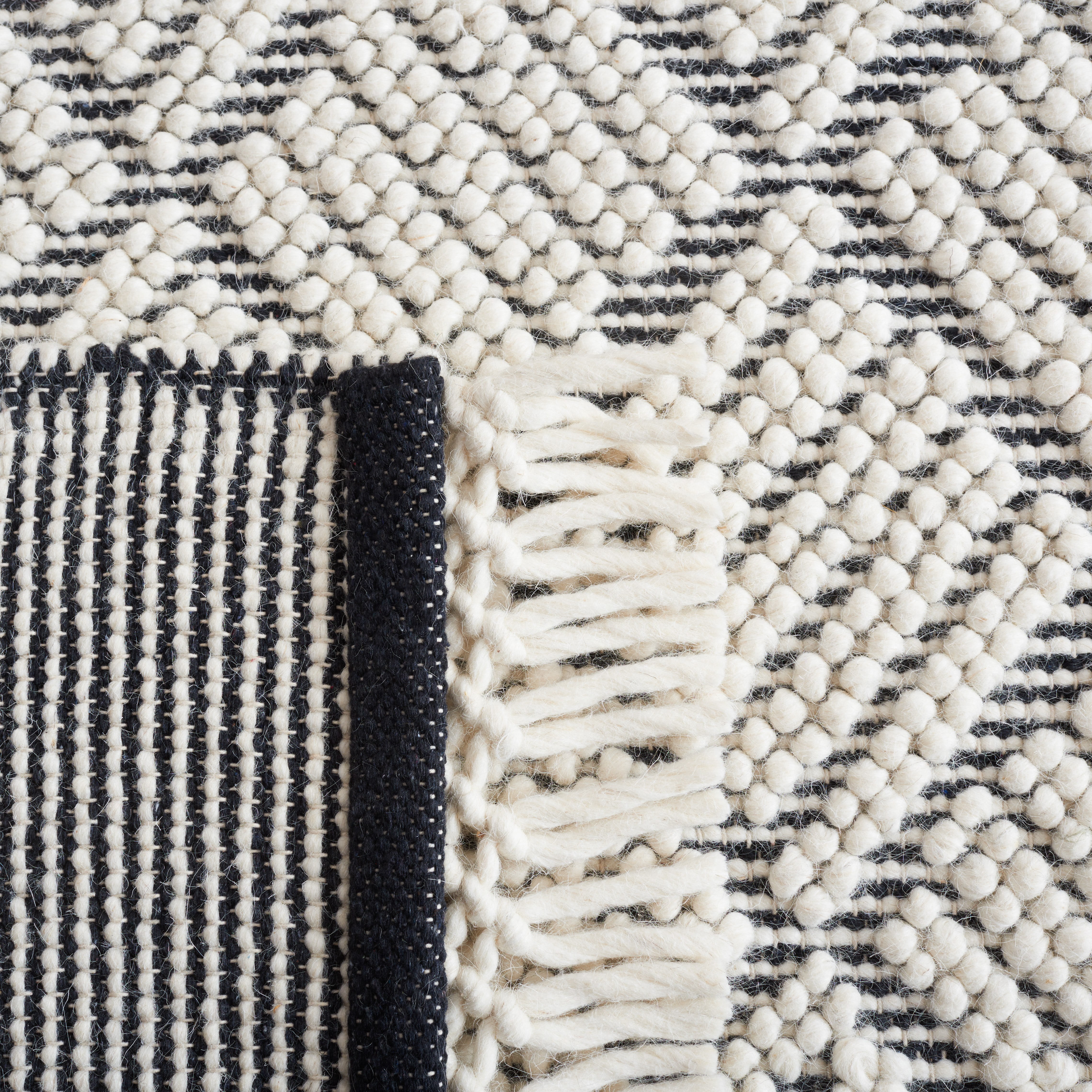 SAFAVIEH Marbella Ombre Diamond Area Rug, Ivory/Black, 6' x 9'