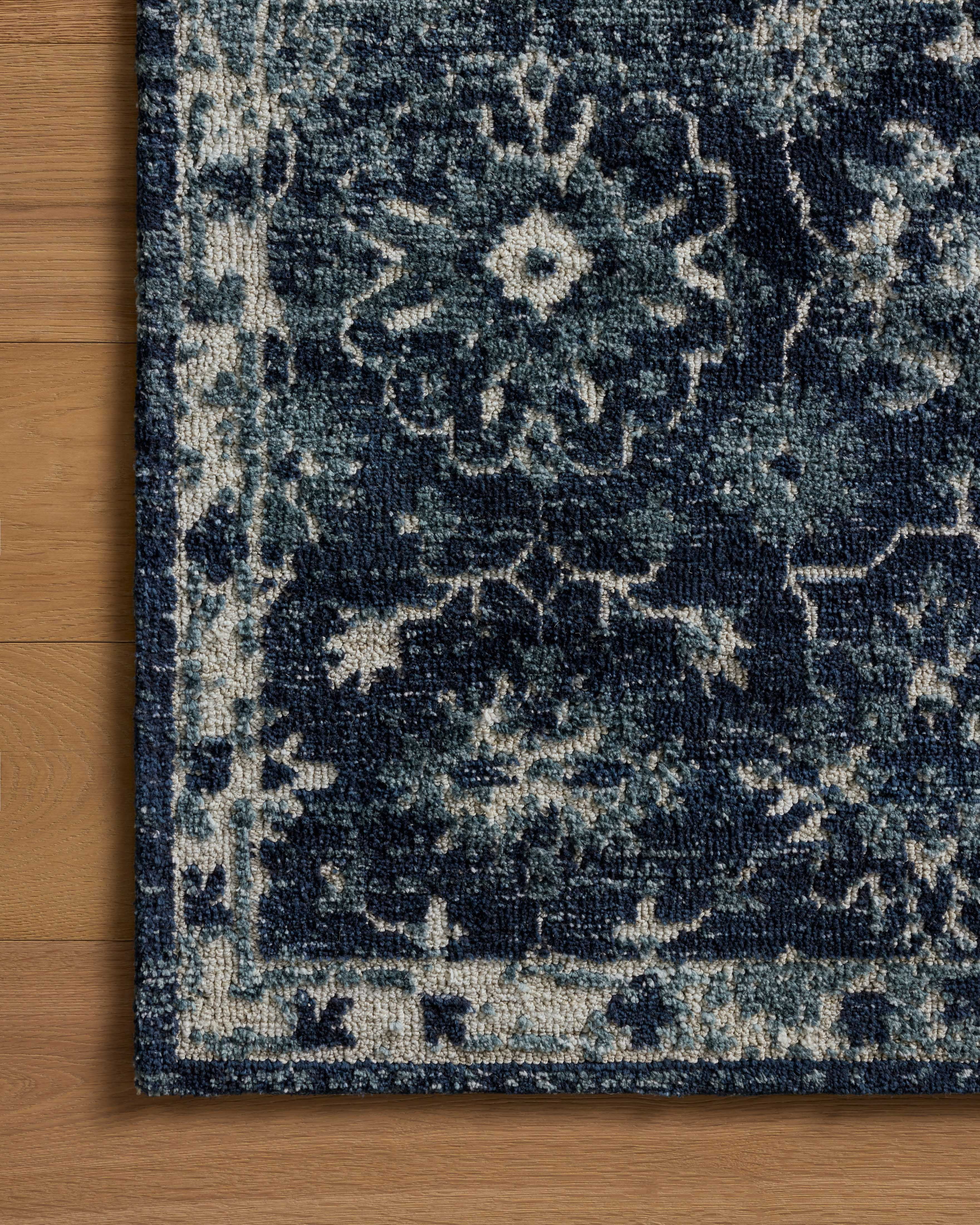 Loloi Percival Navy / Ivory 5'-0" x 7'-6" Area Rug