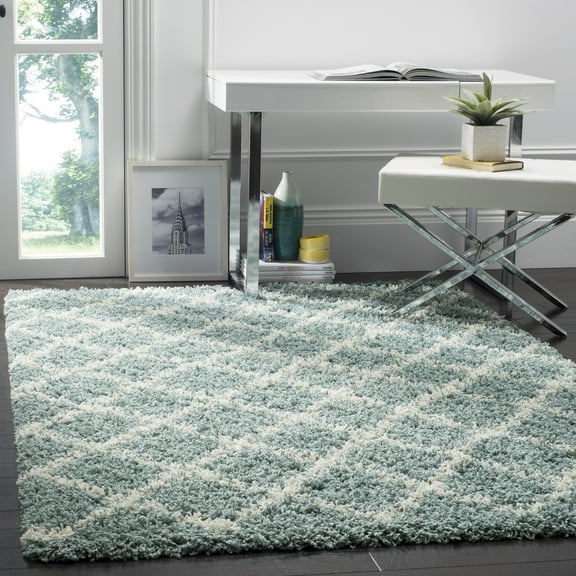SAFAVIEH Dallas Jerrie Geometric Shag Area Rug, Seafoam/Ivory, 5'1" x 7'6"